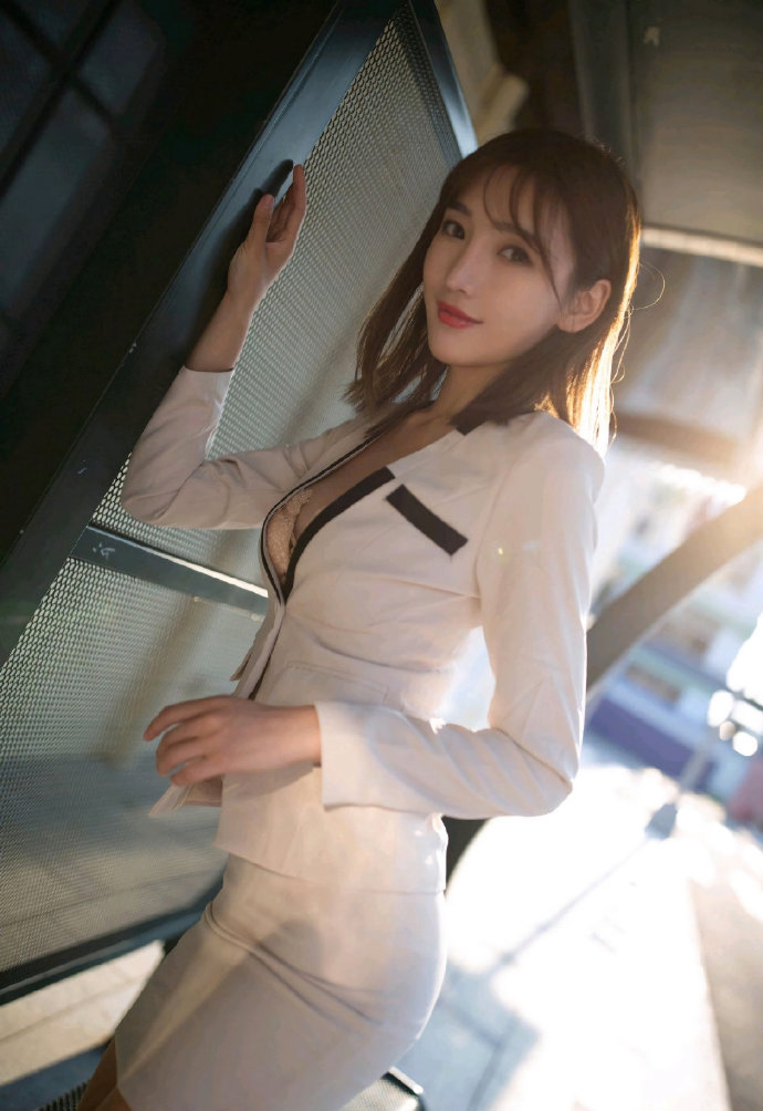 乘务员性感极品美女销魂写真图片
