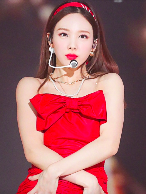 韩国美女图片 女团TWICE林娜琏图片 6