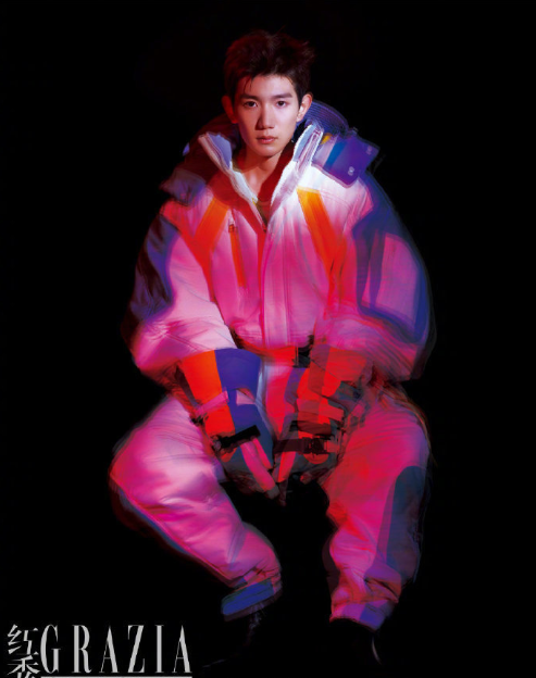 男团TFBOYS王源《红秀GRAZIA》硬照图片 6