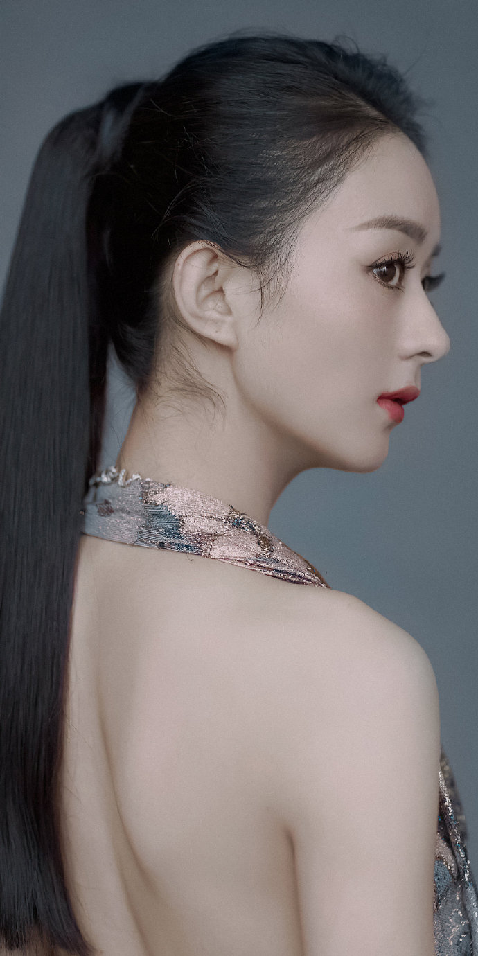 宅男女神女演员赵丽颖气质写真图片 8