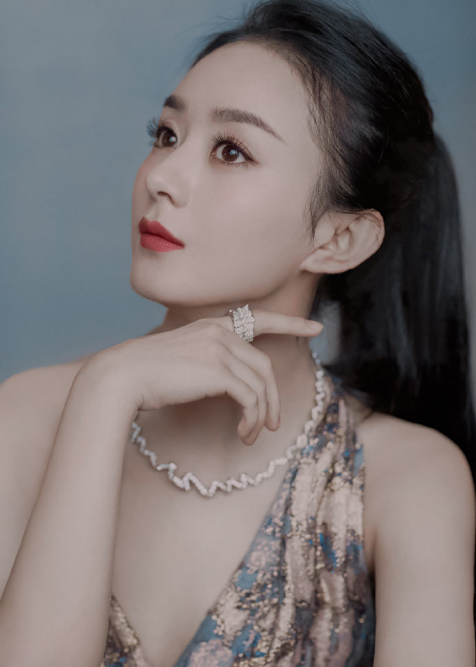 宅男女神女演员赵丽颖气质写真图片 9