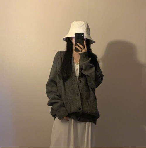 韩国美女时尚博主利落的冬日衣服颜色搭配技巧 4
