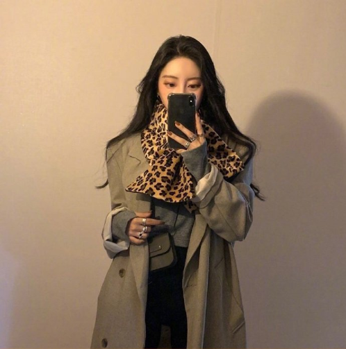 韩国美女时尚博主利落的冬日衣服颜色搭配技巧 10