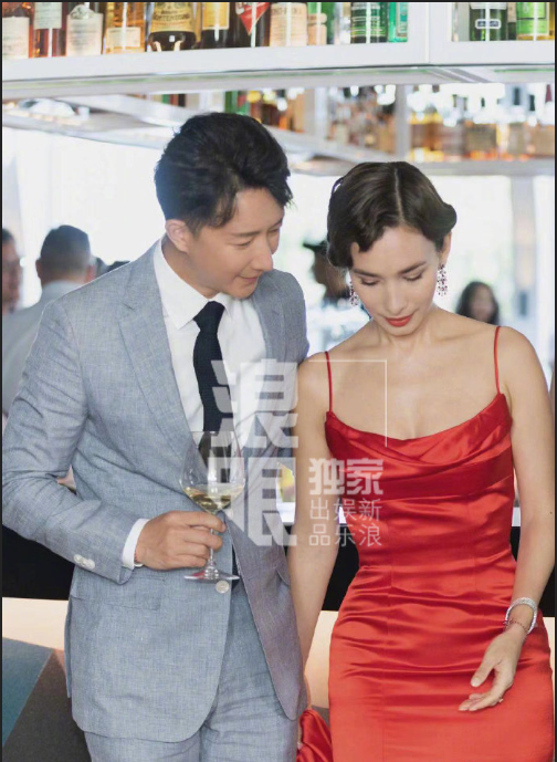 中国明星夫妻韩庚卢靖姗官宣结婚照图片 5