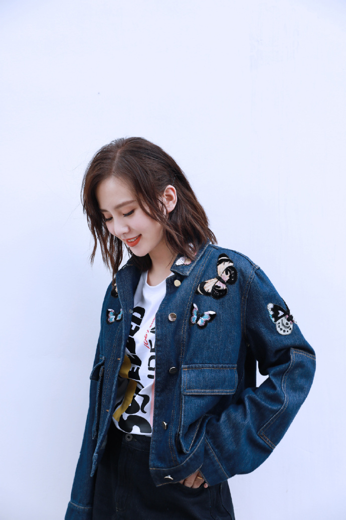 北京美女明星刘诗诗复出新剧《亲爱的自己》 2