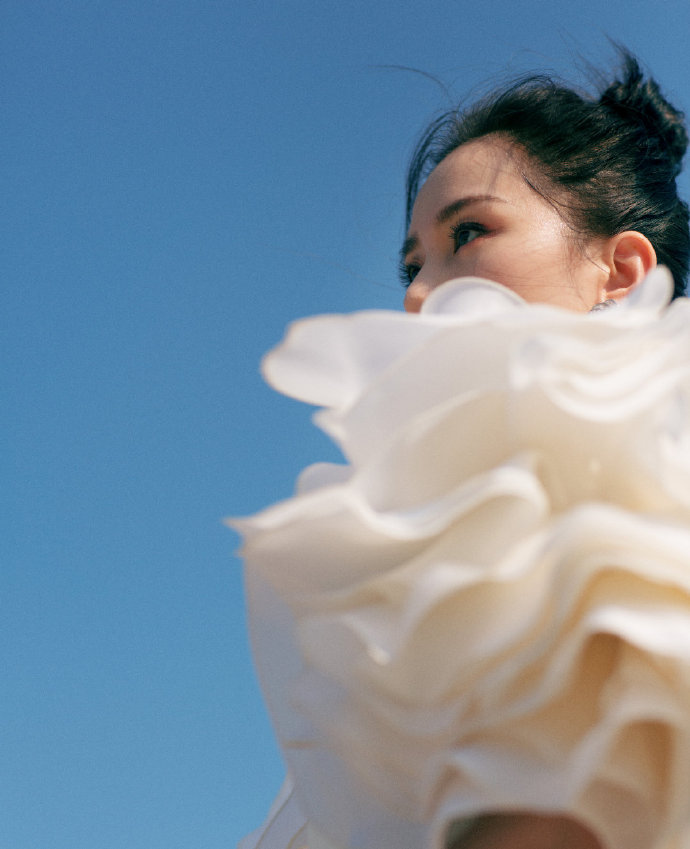 北京美女明星刘诗诗复出新剧《亲爱的自己》 4