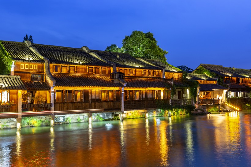 浙江嘉兴乌镇夜景图片 2