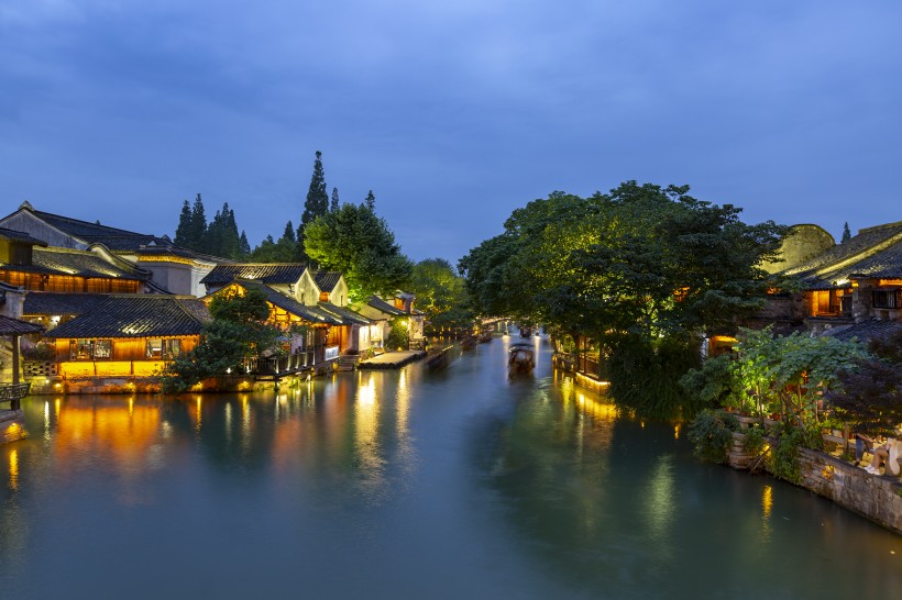 浙江嘉兴乌镇夜景图片 12