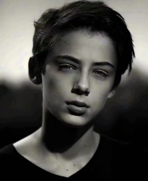 16岁澳大利亚男模William Franklyn Miller帅气图片 11