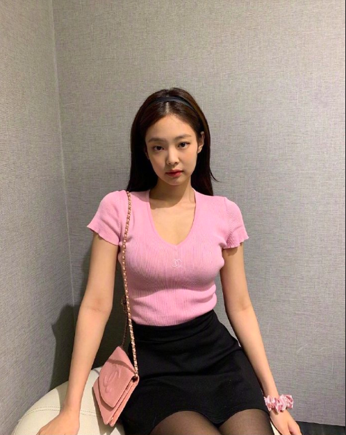 95后日韩美女明星blackpinkJennie金智妮迷人图片 13