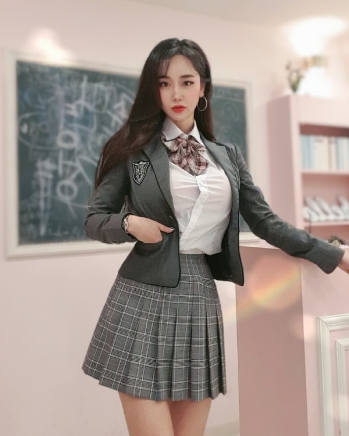 清纯校花mm美女嘟嘟嘴可爱图片 5