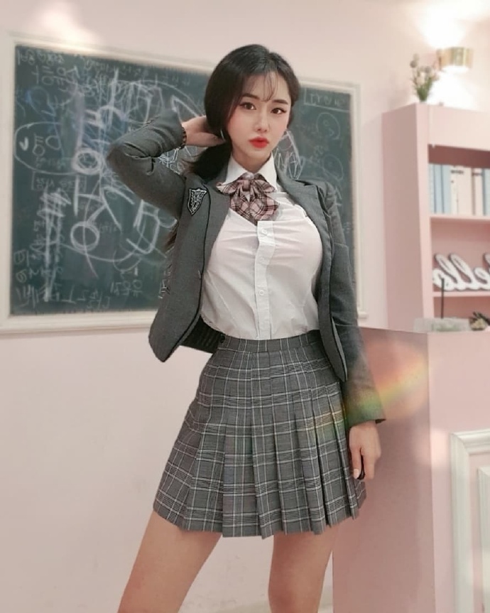 清纯校花mm美女嘟嘟嘴可爱图片 6