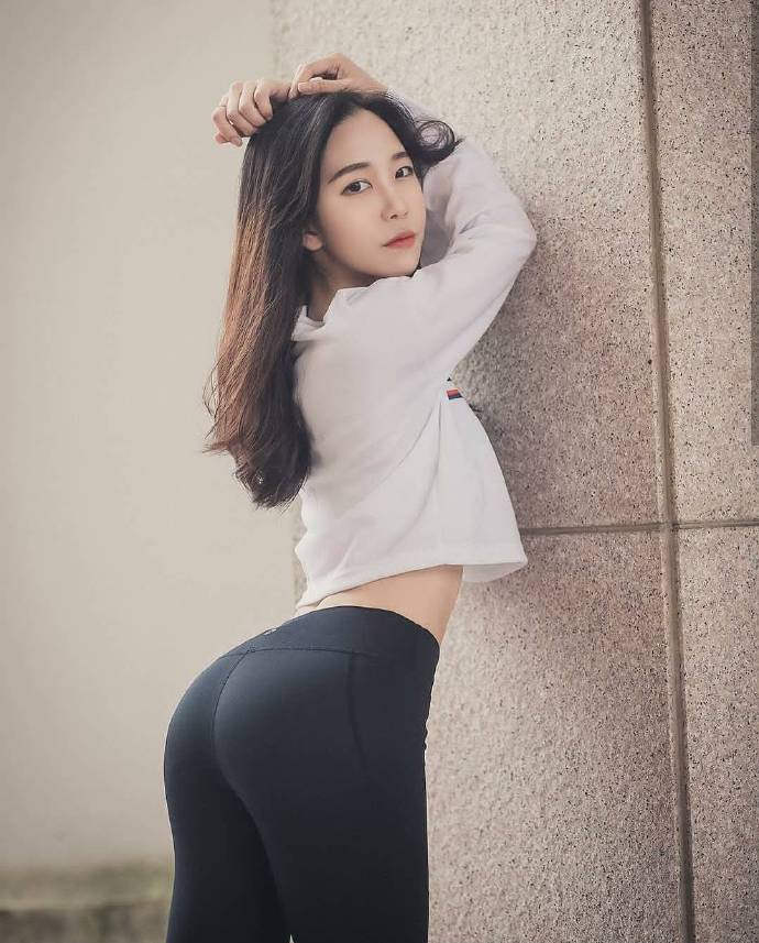 马甲线健身女神好身材美女图片 7