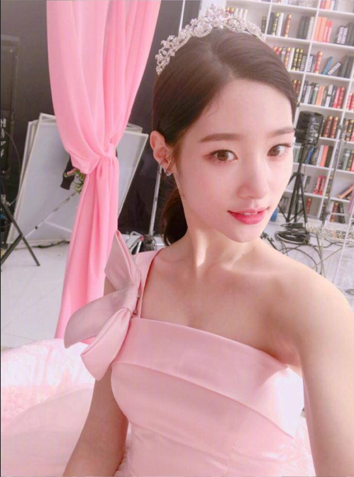 韩国美女明星97年清纯甜美的小仙女郑采妍图片 13