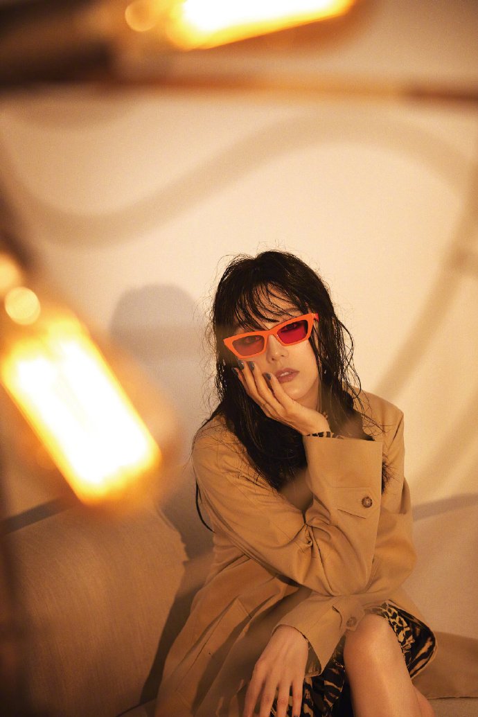 中国美女范冰冰 X《FLAUNT》湿发烟熏妆性感又霸气图片 4