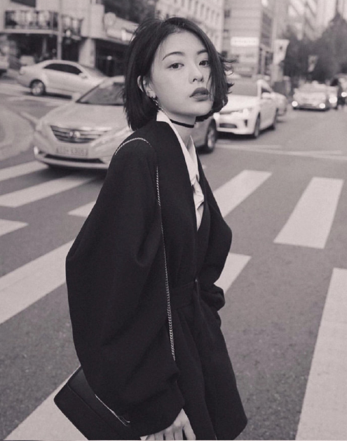 短发女生复古发型清纯mm韩国美女图片 14