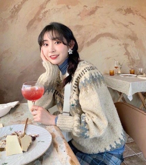 小个子女生的甜美复古色彩搭配参考 5