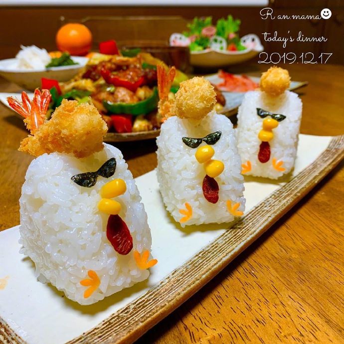 小吃美食卖萌的饭团君图片 10