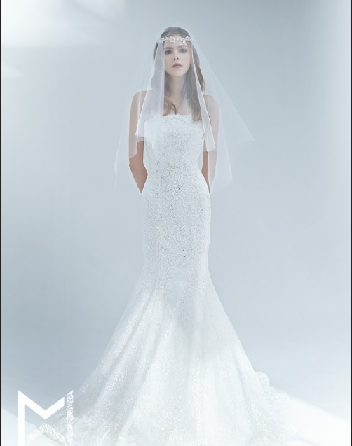 温柔如水的一组个性婚纱礼服图片