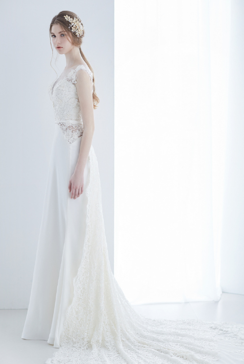 温柔如水的一组个性婚纱礼服图片 9
