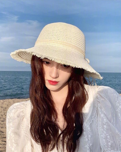 中国美女明星鞠婧祎白色连衣裙海边唯美写真 6