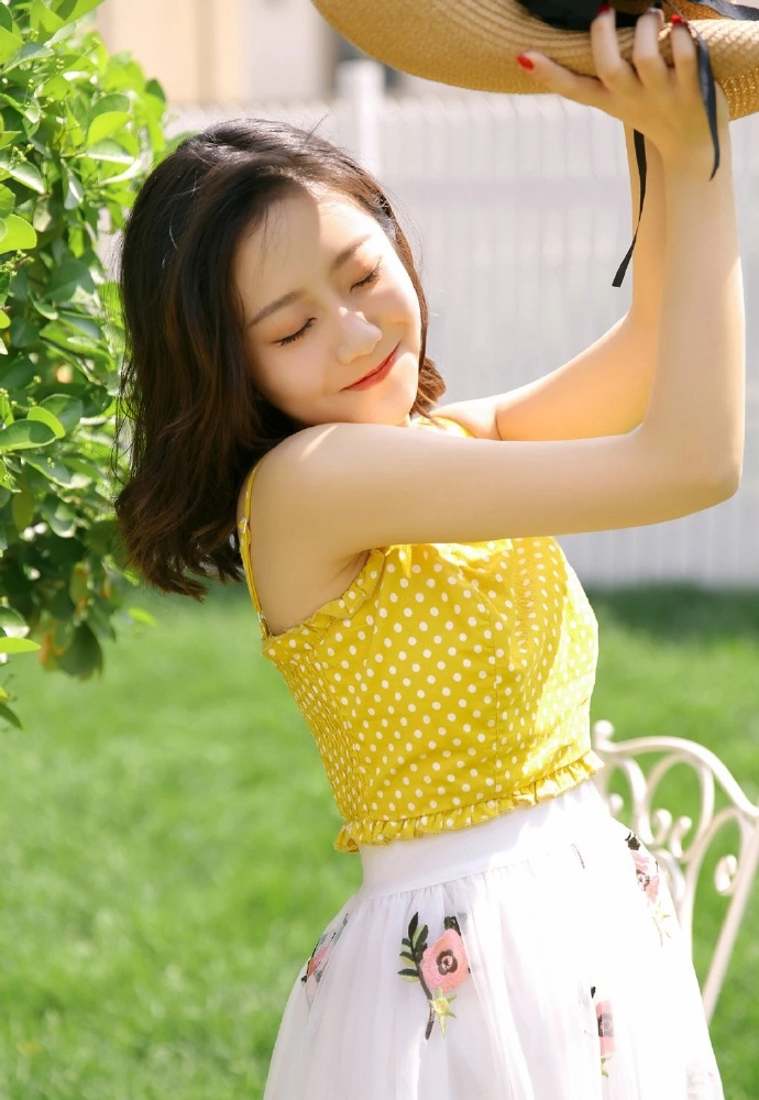 唯美小清新美女田园风光写真图片 3