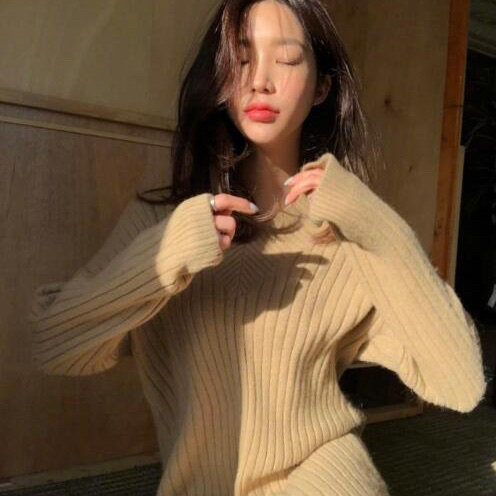 温柔慵懒感的中长发发型气质美女图片 3
