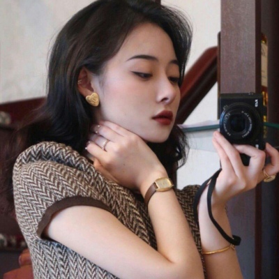 御姐风个性美女头像图片 微信女生头像图片 8