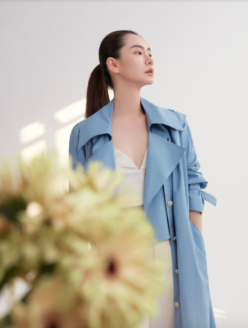 四川美女图片 中国明星美女戚薇治愈系衣橱图片 6
