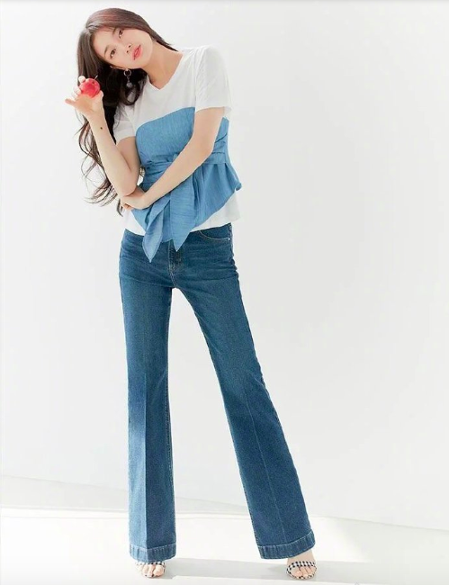 韩国美女明星裴秀智GUESS2020春季画报图片 3