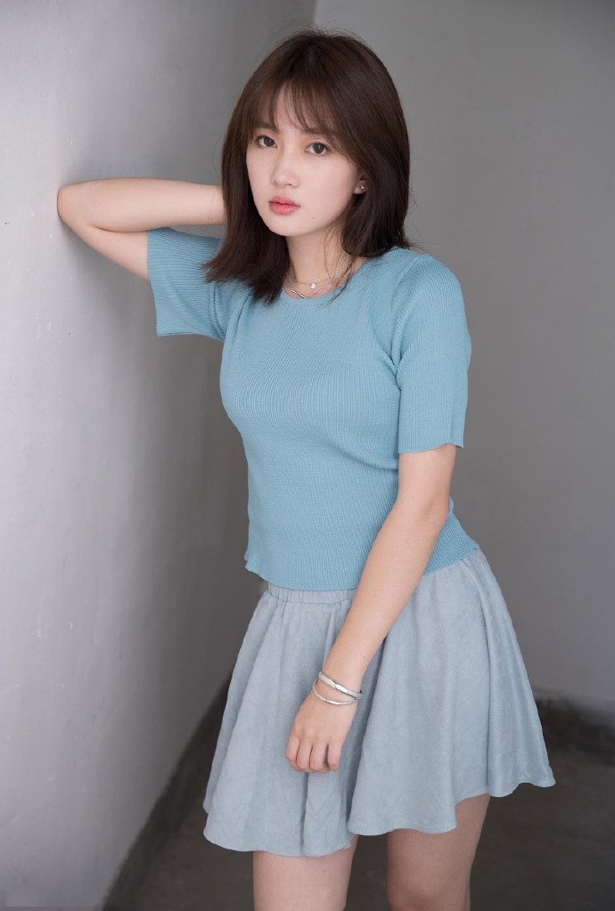清纯mm美女小短裙气质写真图片 2