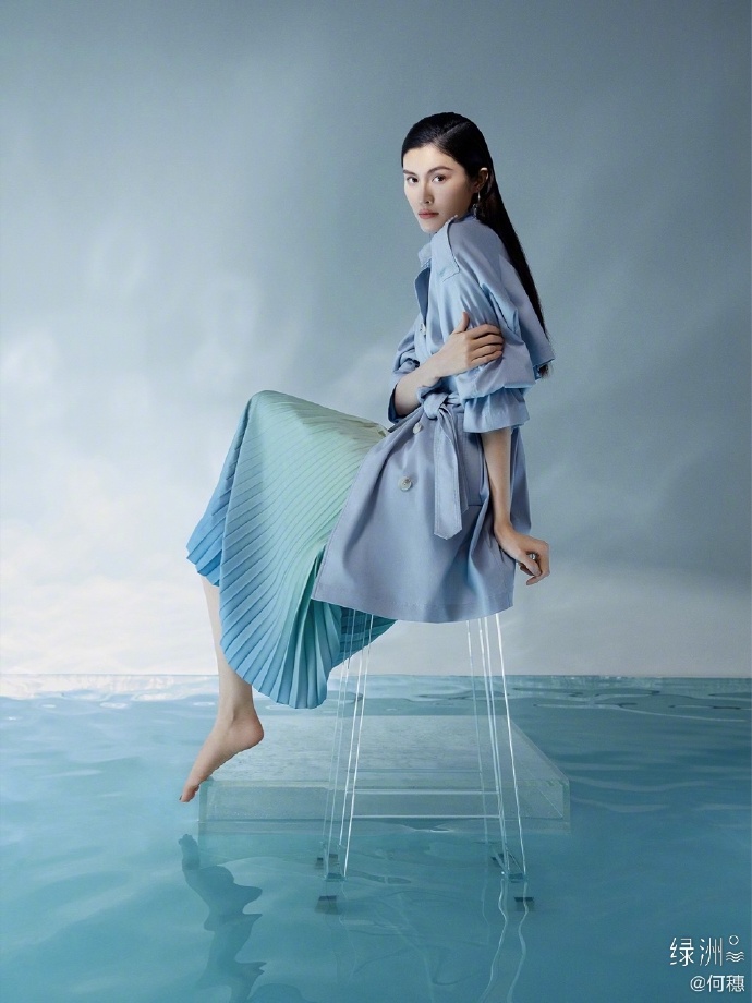 中国美女超模何穗春天服装搭配参考 3