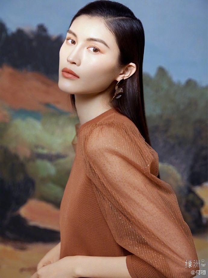 中国美女超模何穗春天服装搭配参考 4