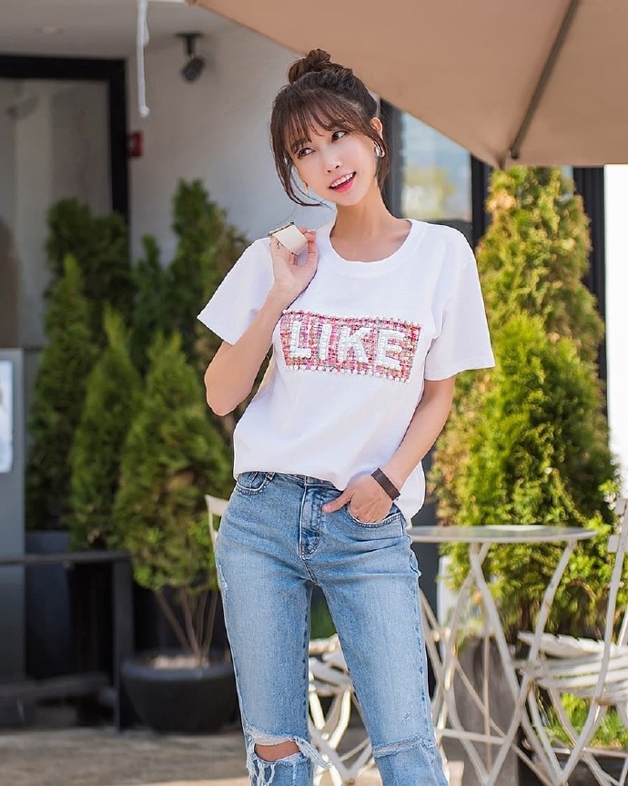 大长腿高颜值小清新街拍美女图片 2