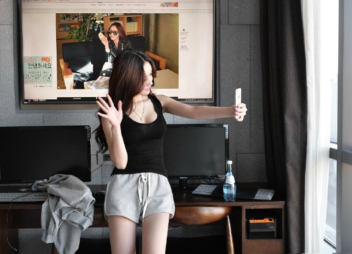 东方美人 居家服美女图片 8