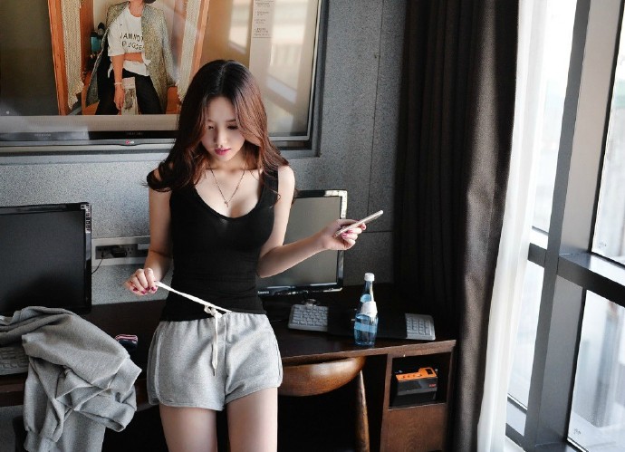 东方美人 居家服美女图片 9
