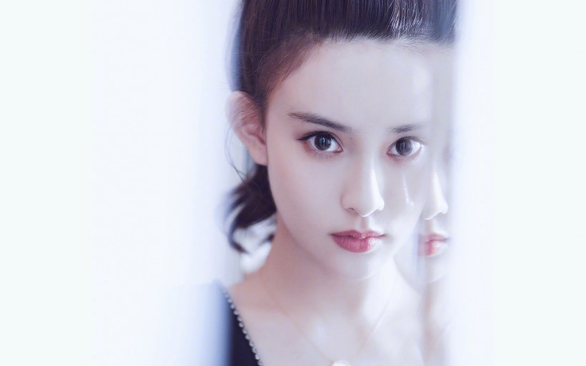 中国美女明星孟子义桌面壁纸图片 4