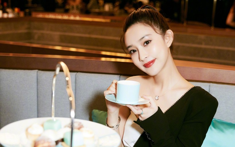 中国美女明星孟子义桌面壁纸图片 7