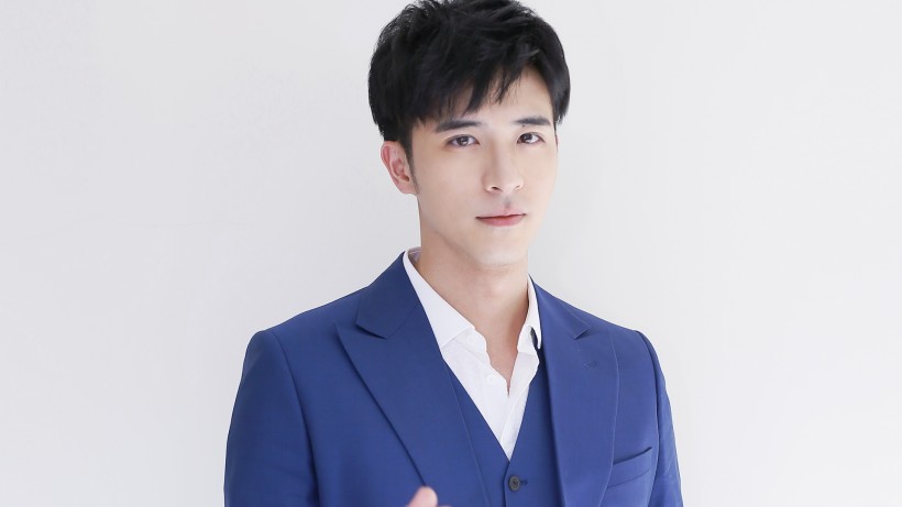 内地男明星小鲜肉徐开骋桌面壁纸图片 10