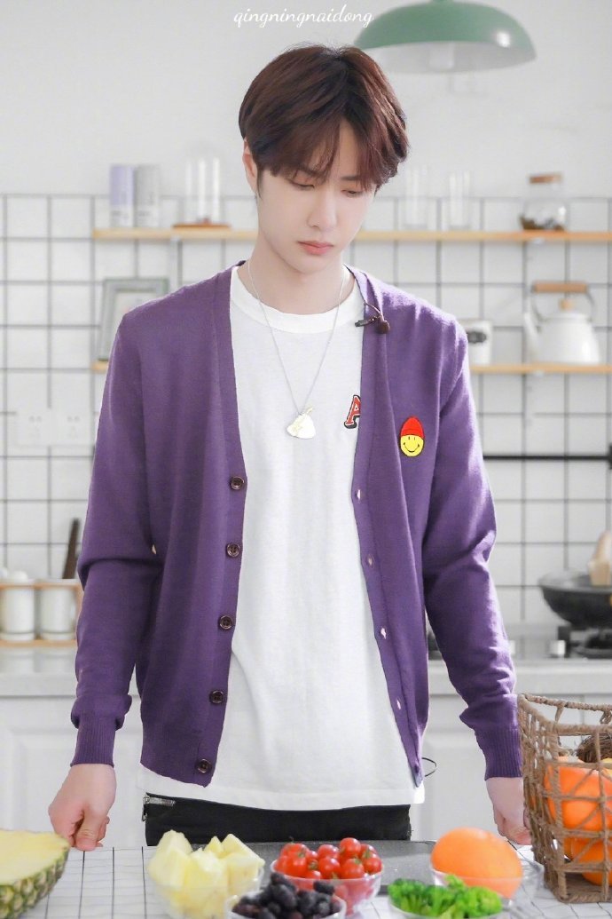 治愈系大男孩王一博图片 大陆男明星图片 3