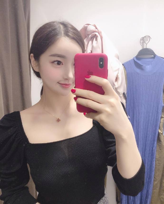 可爱的亚洲女生自拍照 6