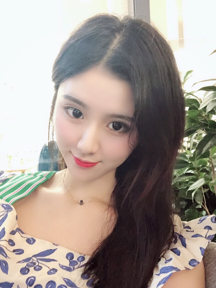 超好看的极品美女自拍生活照图片 2