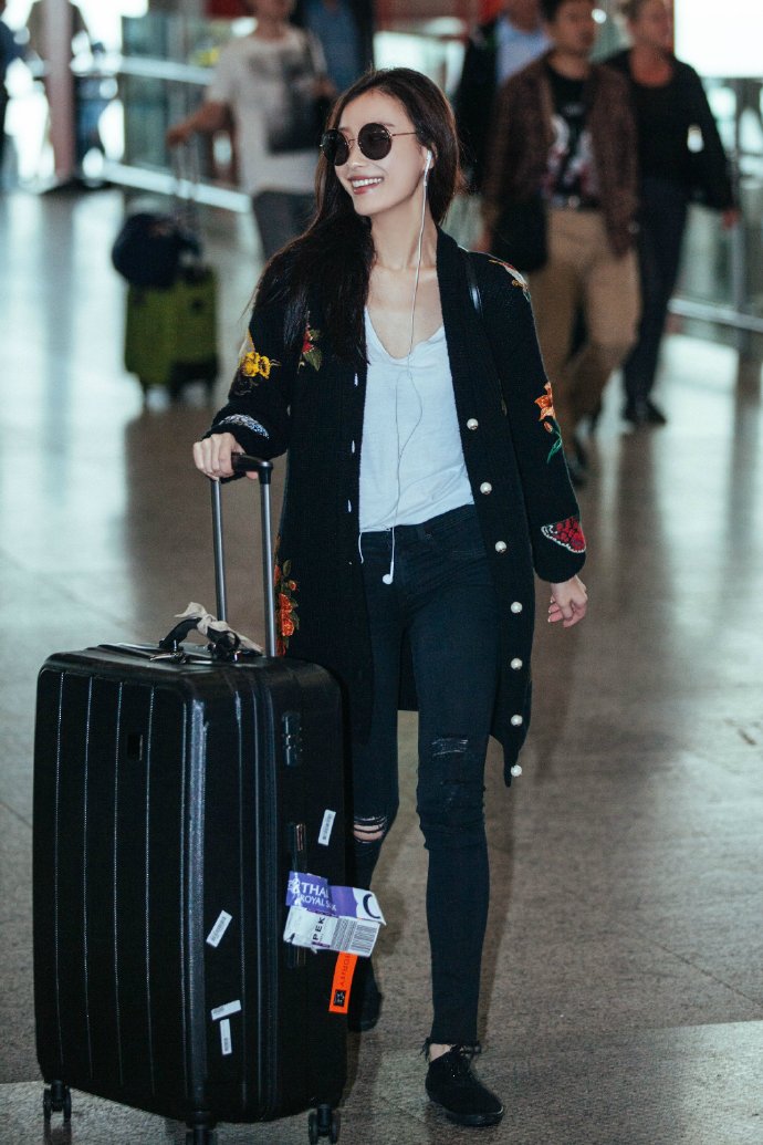 亚洲美女明星倪妮机场街拍图片 4