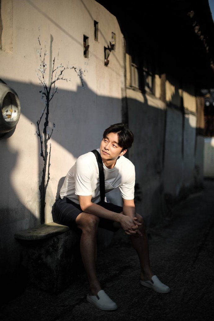韩国男明星孔刘春天里写真图片 13