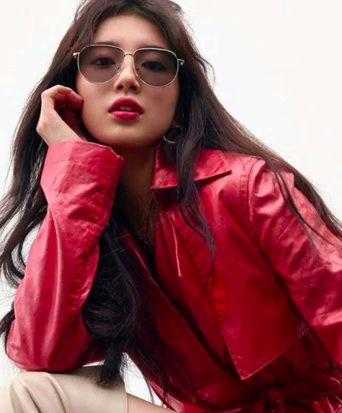 韩国美女明星裴秀智《GRAZIA》御姐风画报图片 4