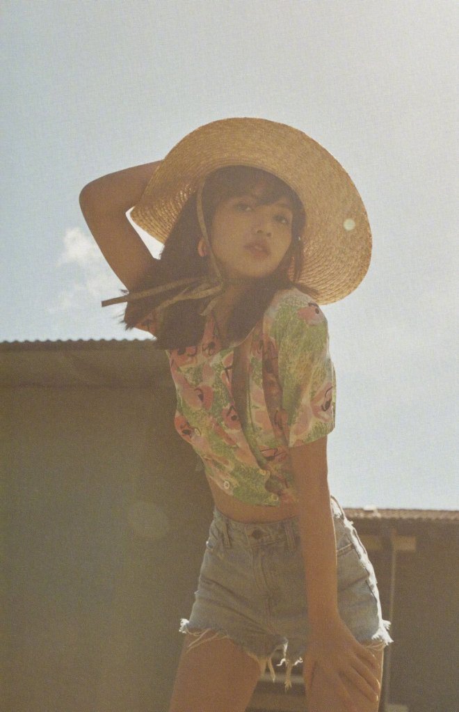 韩国女团blackpink图片 泰国美女Lisa夏威夷写真图片 4