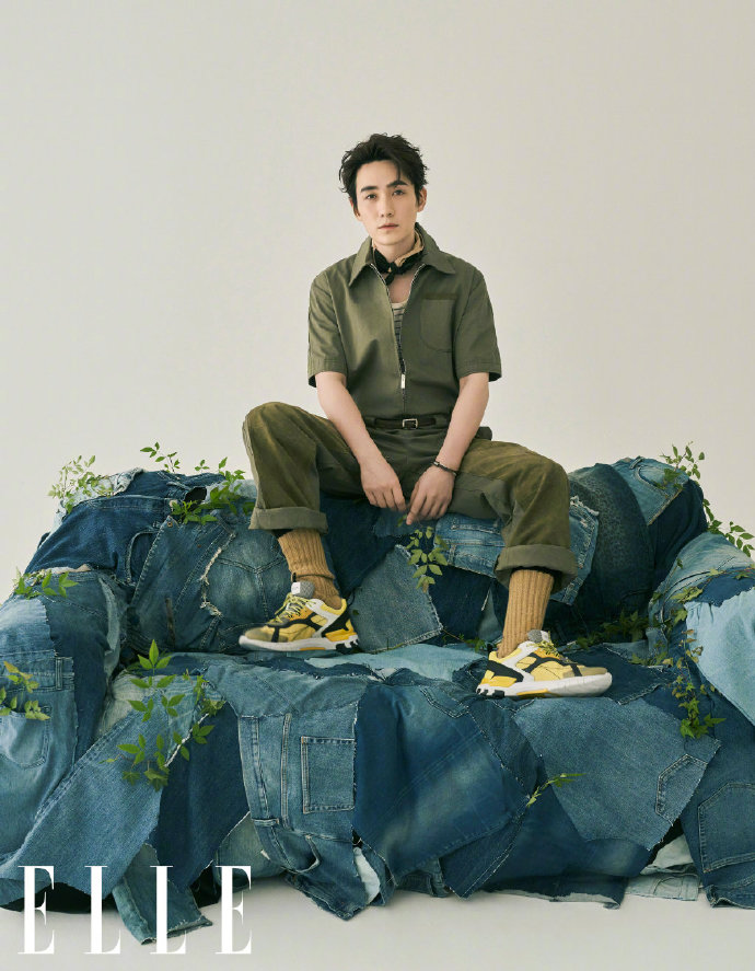 中国男演员朱一龙《ELLE》封面图片 6