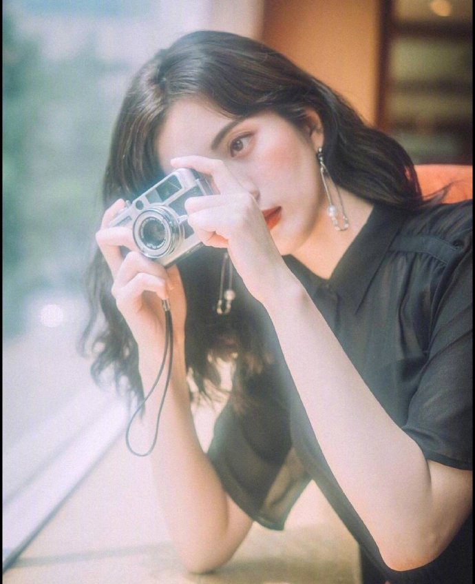 韩国美女麻豆闵智媛迷离的慵懒感图片 2