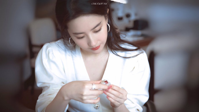 中国美女明星刘亦菲小仙女白衣飘飘图片 9