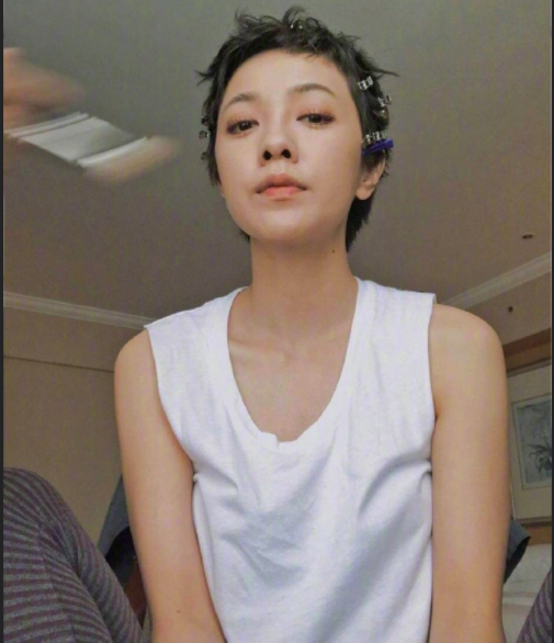 台湾美女图片 短发美女郭采洁图片 2